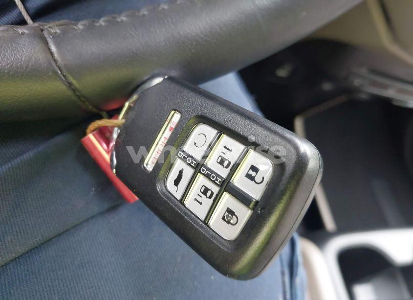 Photo 11 of 2021 Honda Odyssey EX (VIN 5FNRL6H52MB003703)