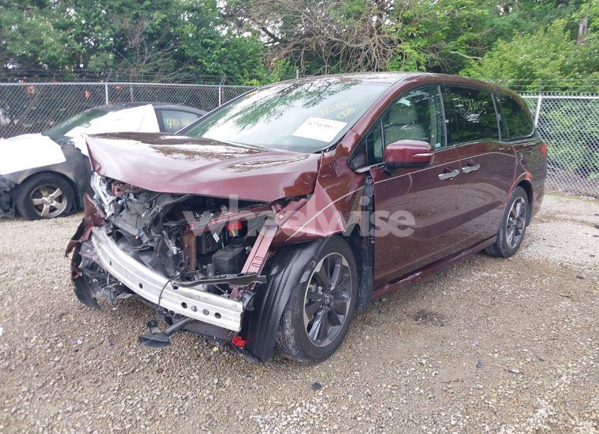 Photo 2 of 2021 Honda Odyssey EX (VIN 5FNRL6H52MB003703)