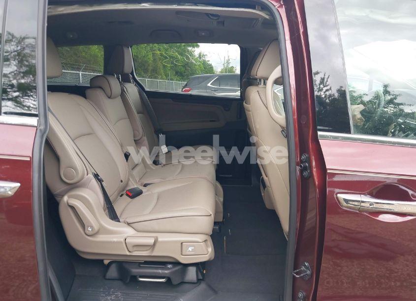Photo 8 of 2021 Honda Odyssey EX (VIN 5FNRL6H52MB003703)