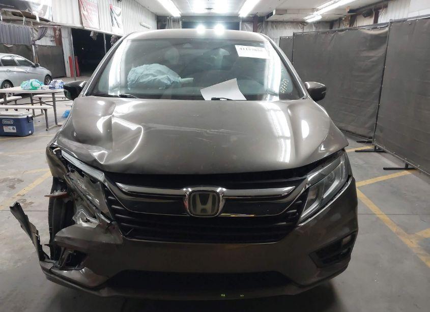 Photo 12 of 2018 Honda Odyssey EX (VIN 5FNRL6H53JB077773)