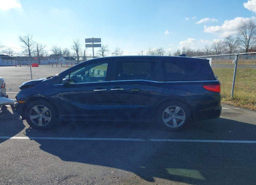 Photo 14 of 2018 Honda Odyssey EX (VIN 5FNRL6H53JB095898)