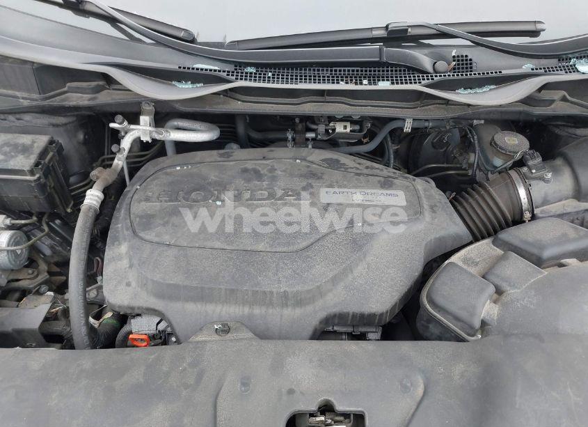 Photo 10 of 2018 Honda Odyssey EX (VIN 5FNRL6H53JB110674)