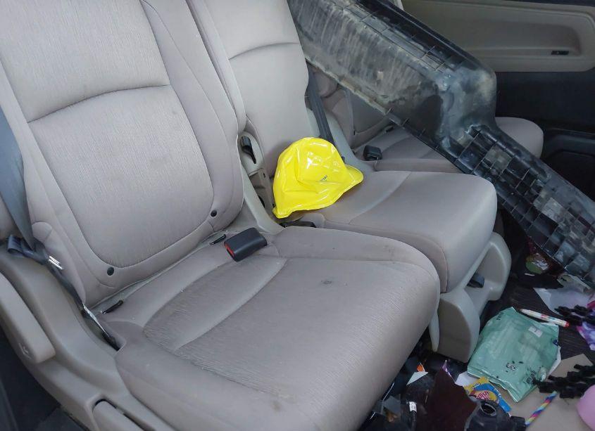 Photo 8 of 2019 Honda Odyssey EX (VIN 5FNRL6H53KB106061)