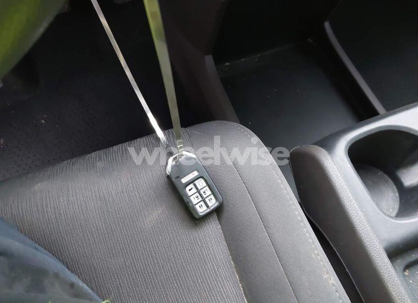 Photo 11 of 2019 Honda Odyssey EX (VIN 5FNRL6H53KB131882)