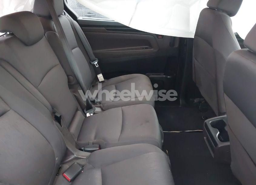 Photo 8 of 2019 Honda Odyssey EX (VIN 5FNRL6H53KB131882)