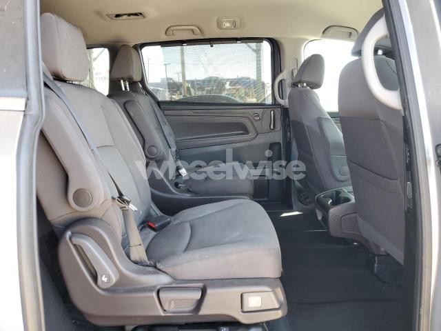Photo 13 of 2022 HONDA ODYSSEY EX (VIN 5FNRL6H53NB016994)