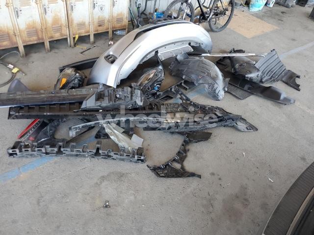 Photo 3 of 2022 HONDA ODYSSEY EX (VIN 5FNRL6H53NB016994)