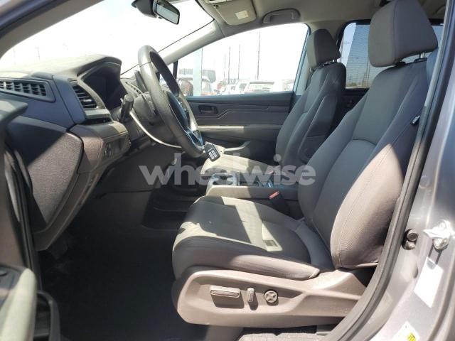 Photo 5 of 2022 HONDA ODYSSEY EX (VIN 5FNRL6H53NB016994)