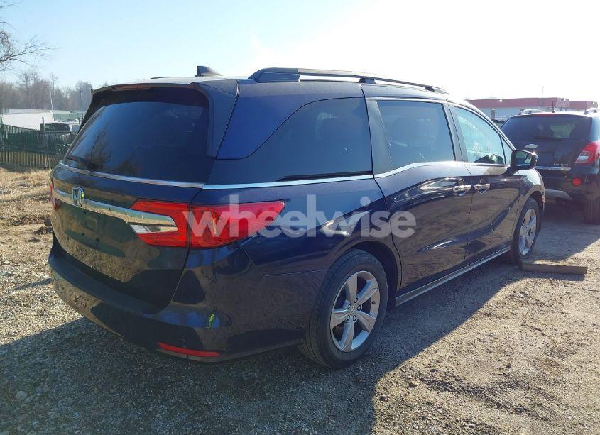 Photo 4 of 2018 Honda Odyssey EX (VIN 5FNRL6H54JB046225)