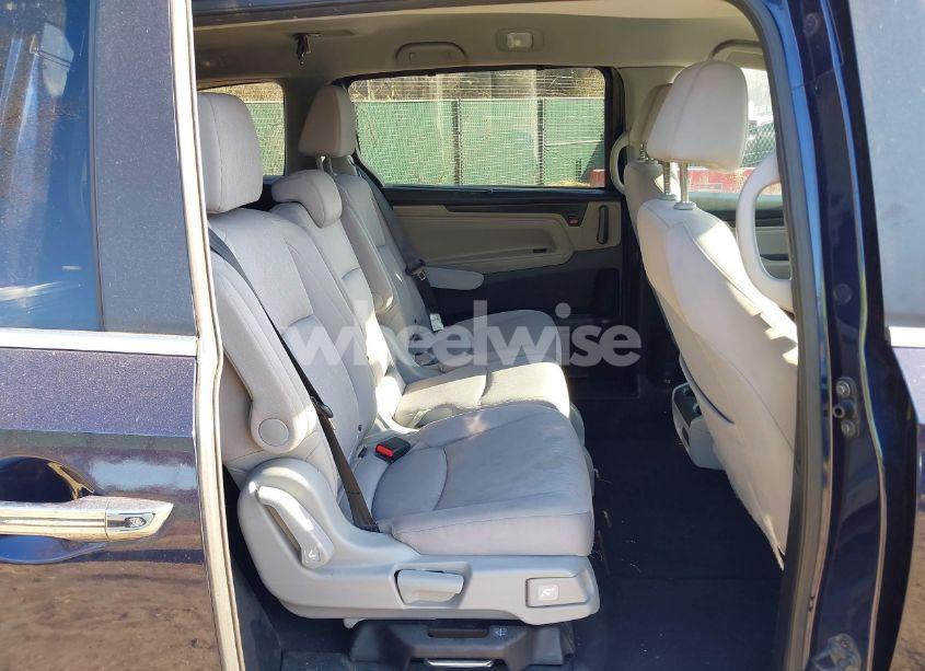 Photo 8 of 2018 Honda Odyssey EX (VIN 5FNRL6H54JB046225)