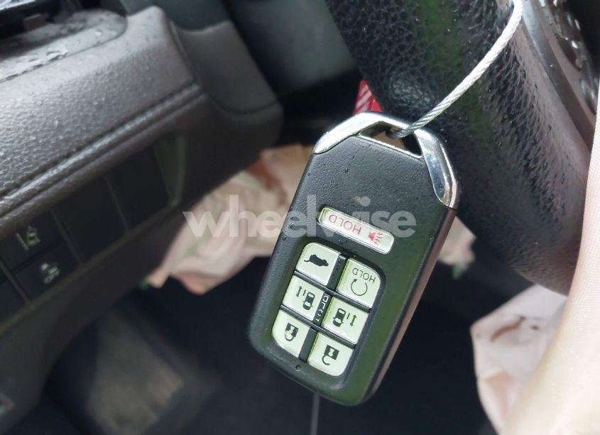 Photo 11 of 2018 Honda Odyssey EX (VIN 5FNRL6H54JB079984)