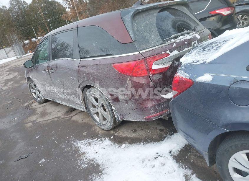 Photo 2 of 2019 Honda Odyssey EX (VIN 5FNRL6H54KB026395)
