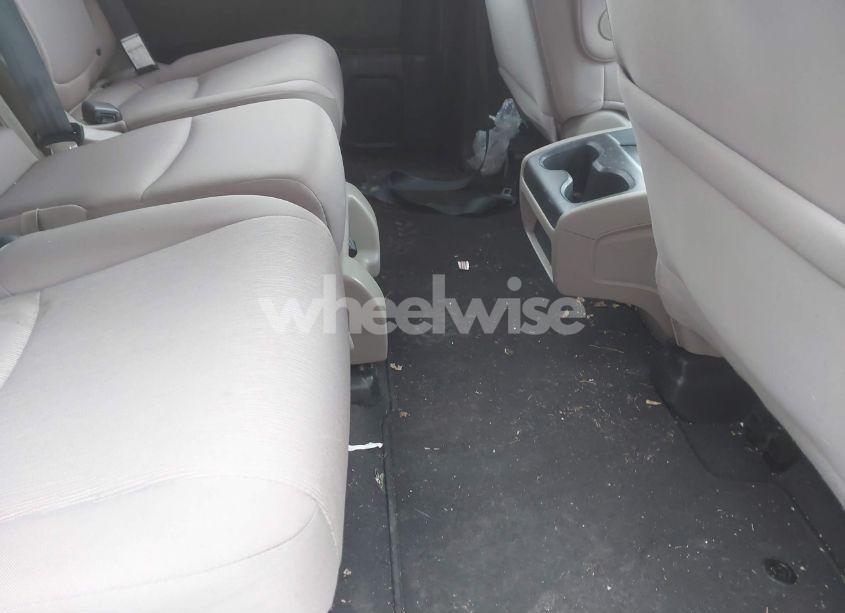 Photo 7 of 2019 Honda Odyssey EX (VIN 5FNRL6H54KB026395)