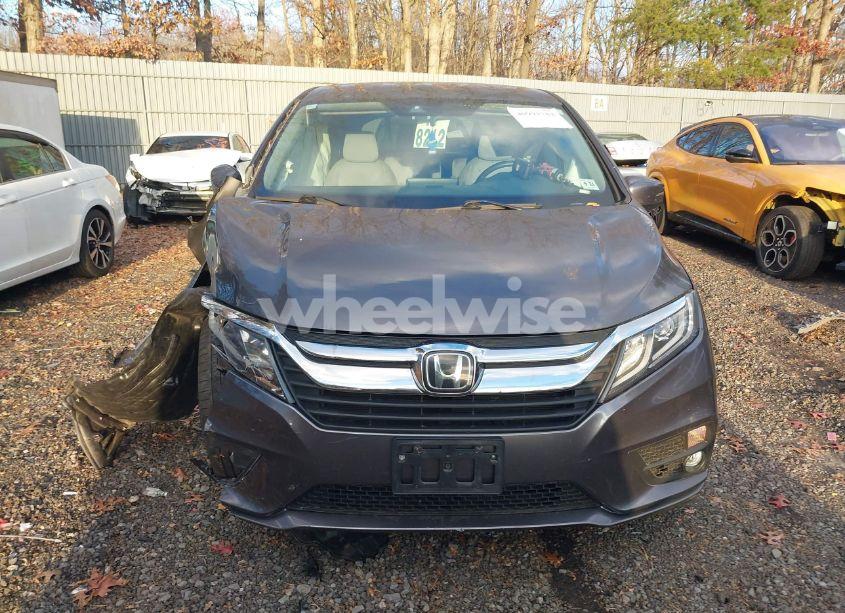 Photo 11 of 2019 Honda Odyssey EX (VIN 5FNRL6H55KB013560)