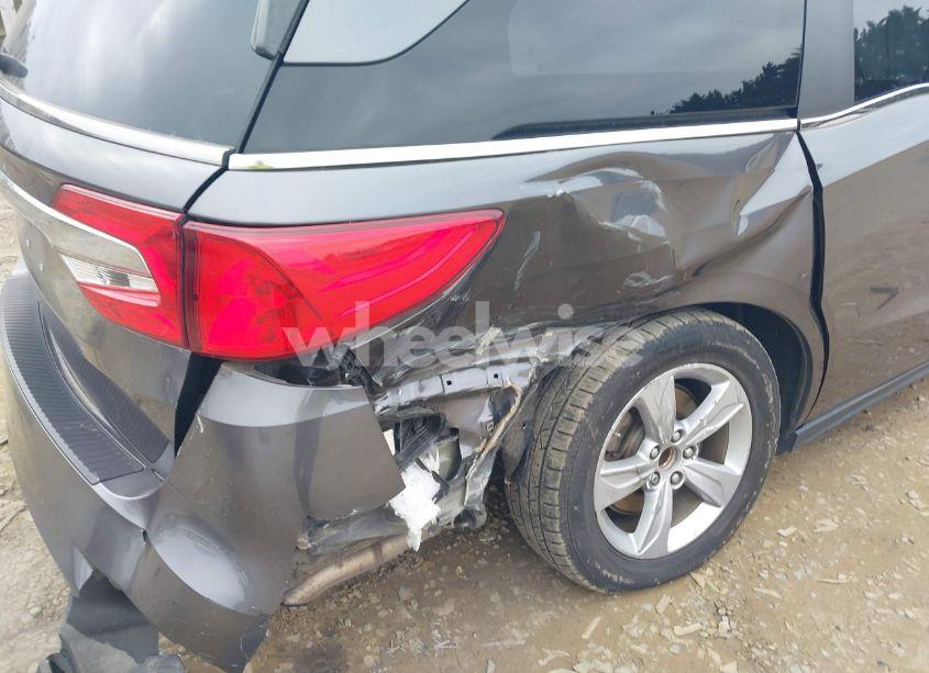 Photo 6 of 2019 Honda Odyssey EX (VIN 5FNRL6H55KB057249)