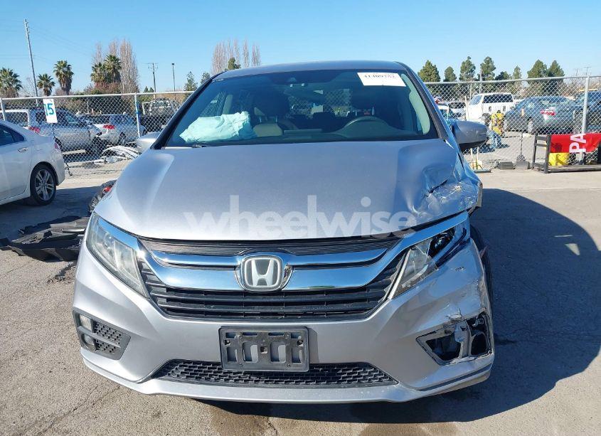 Photo 12 of 2019 Honda Odyssey EX (VIN 5FNRL6H55KB085472)
