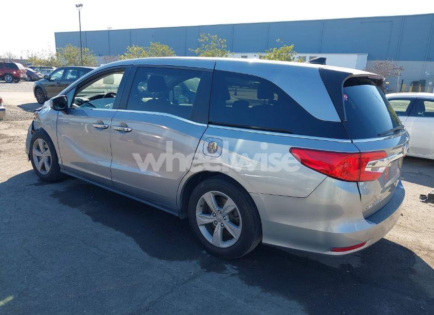 Photo 3 of 2019 Honda Odyssey EX (VIN 5FNRL6H55KB085472)