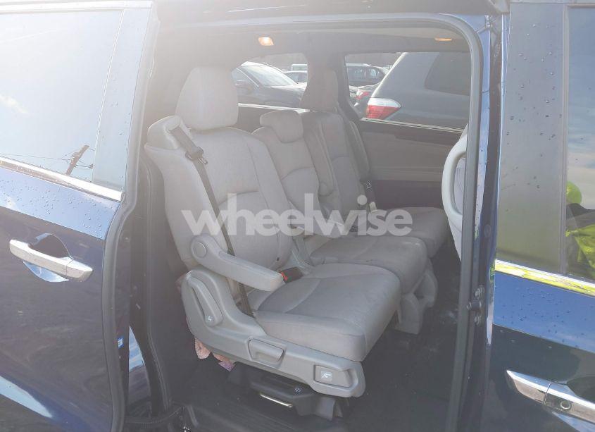 Photo 8 of 2020 Honda Odyssey EX (VIN 5FNRL6H55LB023183)