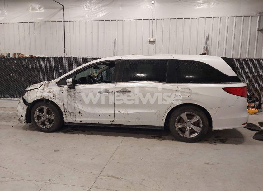 Photo 14 of 2020 Honda Odyssey EX (VIN 5FNRL6H55LB026049)