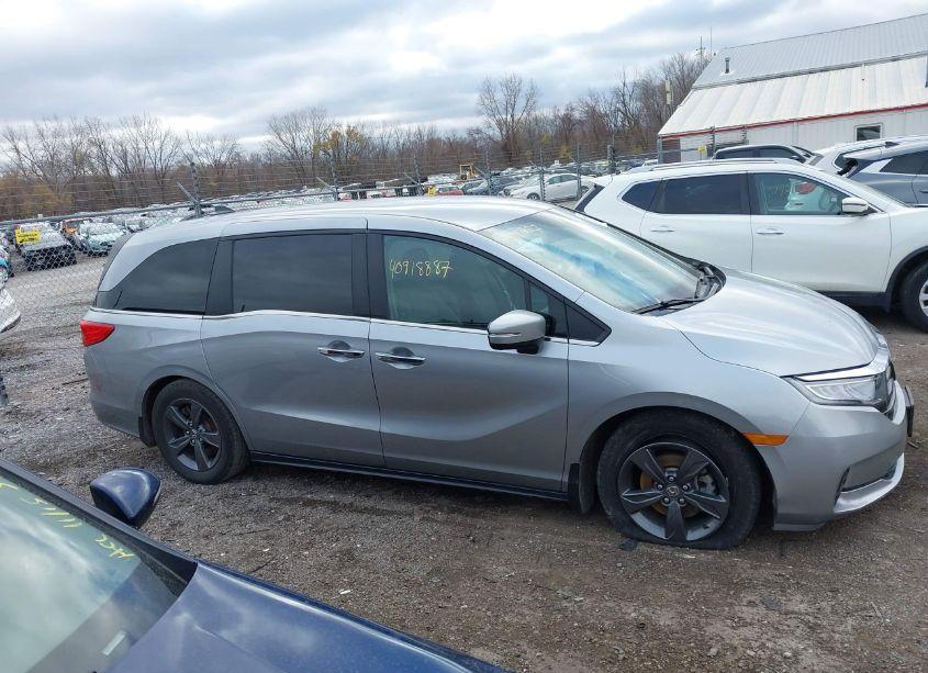 Photo 13 of 2021 Honda Odyssey EX (VIN 5FNRL6H55MB014484)