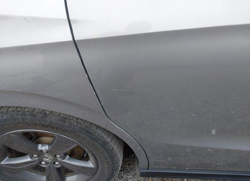 Photo 6 of 2021 Honda Odyssey EX (VIN 5FNRL6H55MB014484)