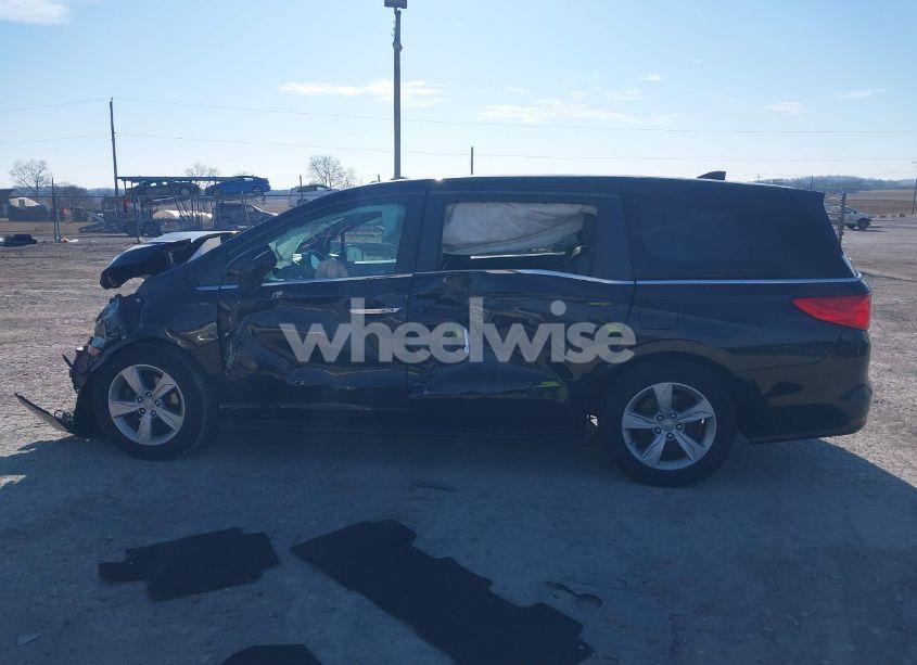 Photo 14 of 2019 Honda Odyssey EX (VIN 5FNRL6H56KB008352)