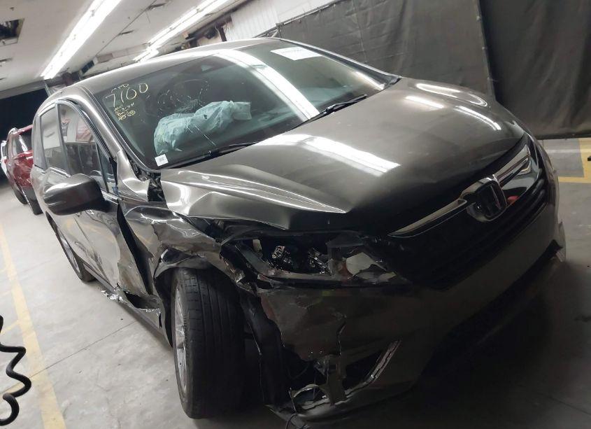 2019 Honda Odyssey EX (VIN 5FNRL6H56KB138423) main photo