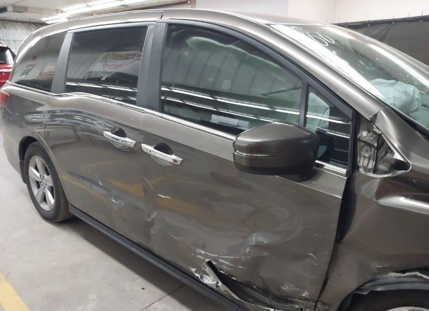 Photo 13 of 2019 Honda Odyssey EX (VIN 5FNRL6H56KB138423)