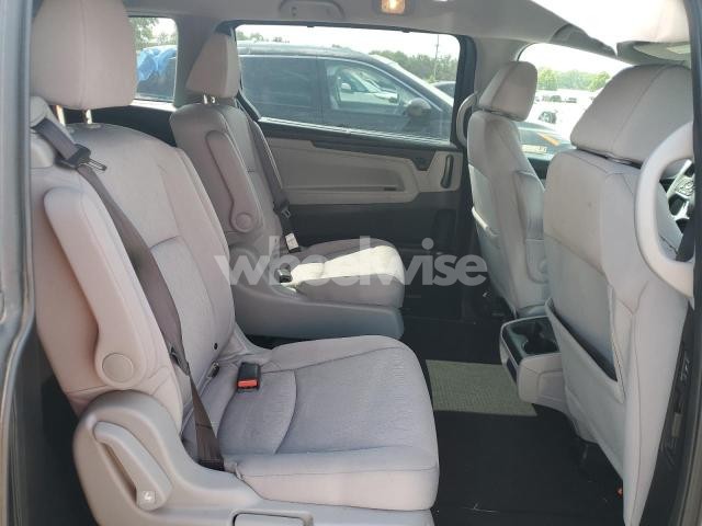 Photo 5 of 2019 HONDA ODYSSEY EX (VIN 5FNRL6H57KB032336)