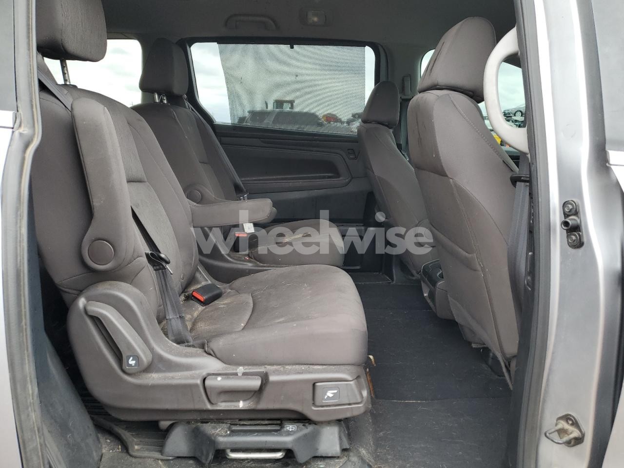Photo 11 of 2021 HONDA ODYSSEY EX (VIN 5FNRL6H57MB024059)