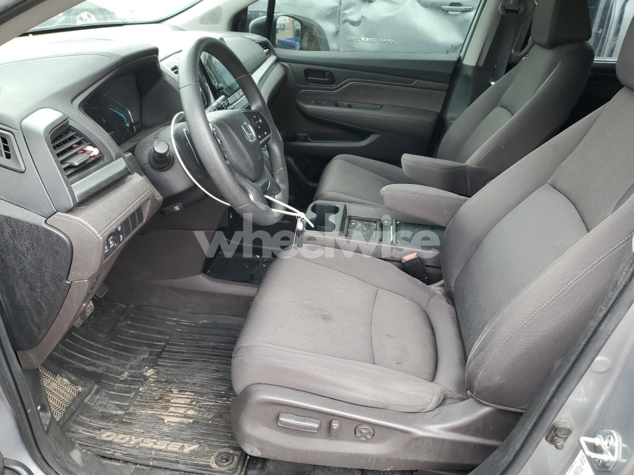 Photo 7 of 2021 HONDA ODYSSEY EX (VIN 5FNRL6H57MB024059)