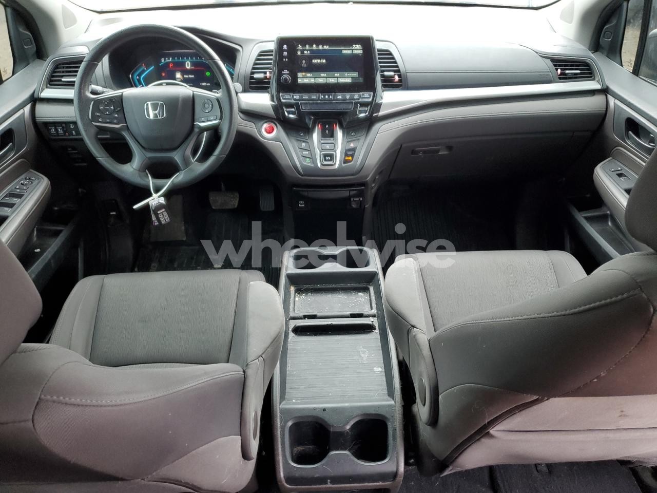 Photo 8 of 2021 HONDA ODYSSEY EX (VIN 5FNRL6H57MB024059)