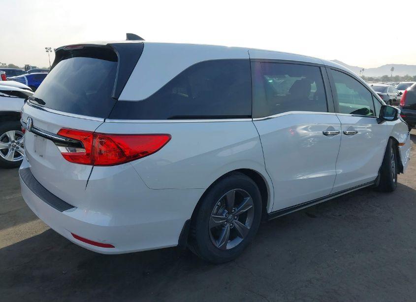 Photo 4 of 2021 Honda Odyssey EX (VIN 5FNRL6H57MB024109)