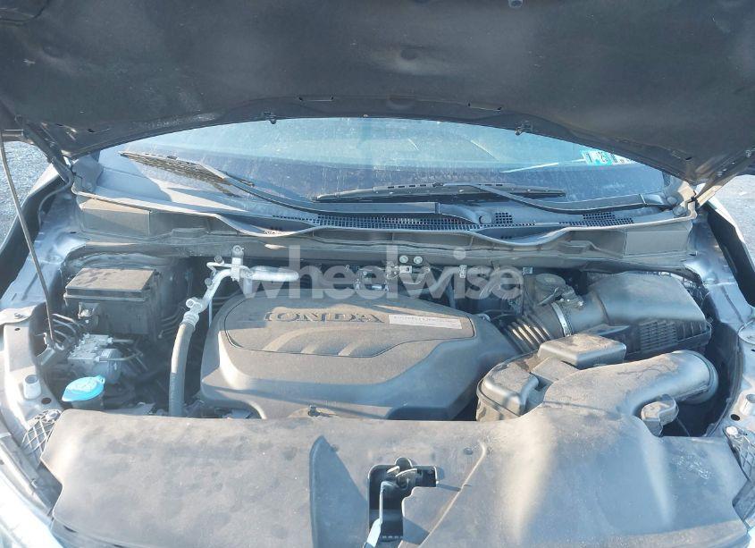 Photo 10 of 2018 Honda Odyssey EX (VIN 5FNRL6H58JB098439)