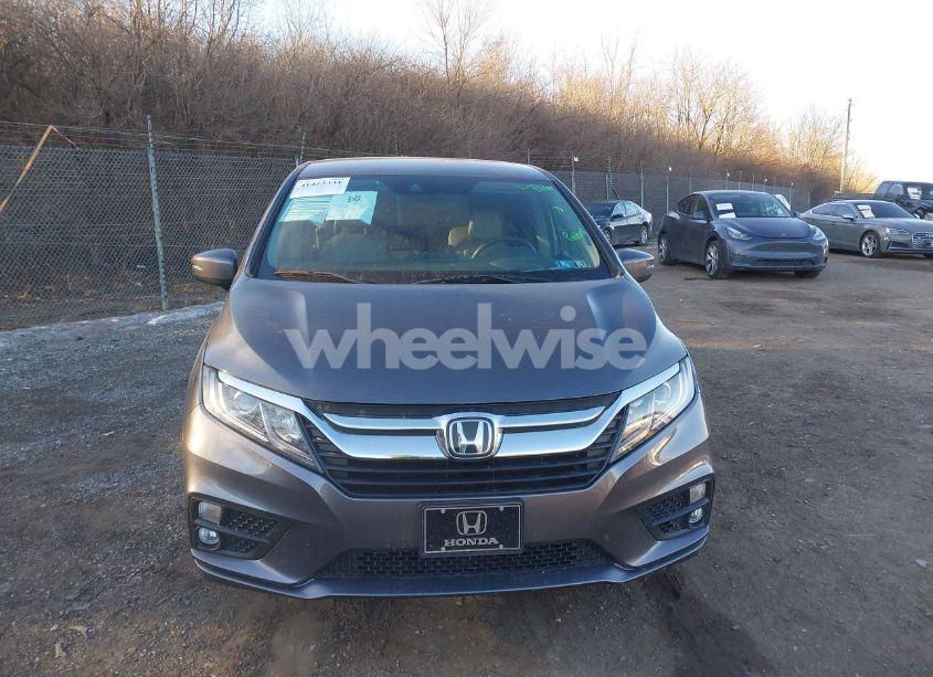 Photo 12 of 2018 Honda Odyssey EX (VIN 5FNRL6H58JB098439)