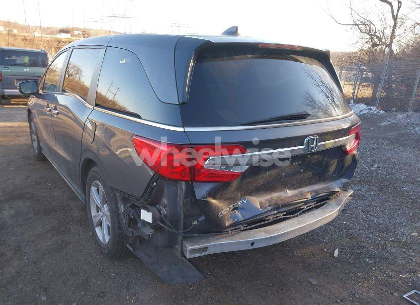 Photo 17 of 2018 Honda Odyssey EX (VIN 5FNRL6H58JB098439)