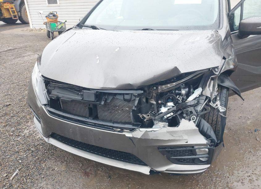 Photo 6 of 2019 Honda Odyssey EX (VIN 5FNRL6H58KB049811)