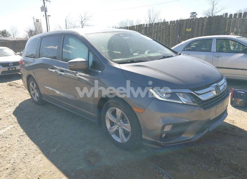 2019 Honda Odyssey EX (VIN 5FNRL6H58KB058590) main photo