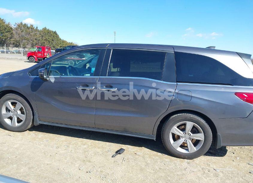 Photo 15 of 2019 Honda Odyssey EX (VIN 5FNRL6H58KB058590)
