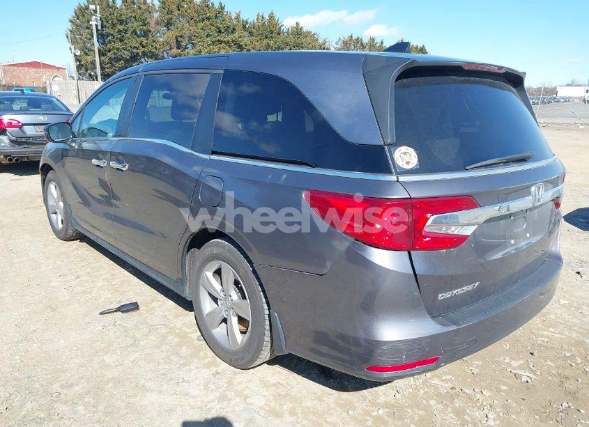 Photo 3 of 2019 Honda Odyssey EX (VIN 5FNRL6H58KB058590)