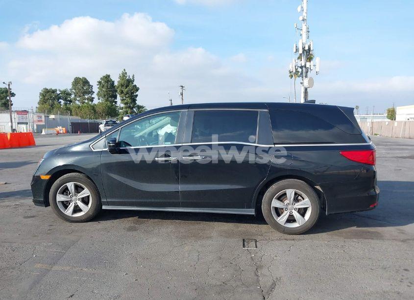 Photo 14 of 2019 Honda Odyssey EX (VIN 5FNRL6H58KB064504)