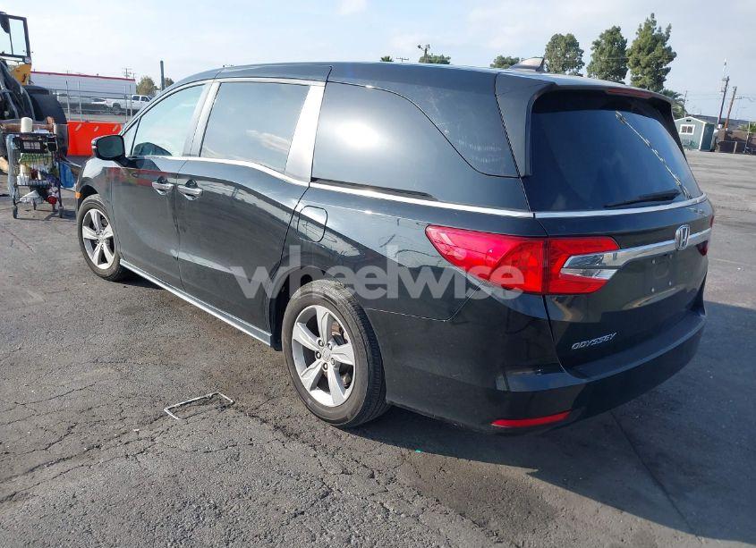 Photo 3 of 2019 Honda Odyssey EX (VIN 5FNRL6H58KB064504)
