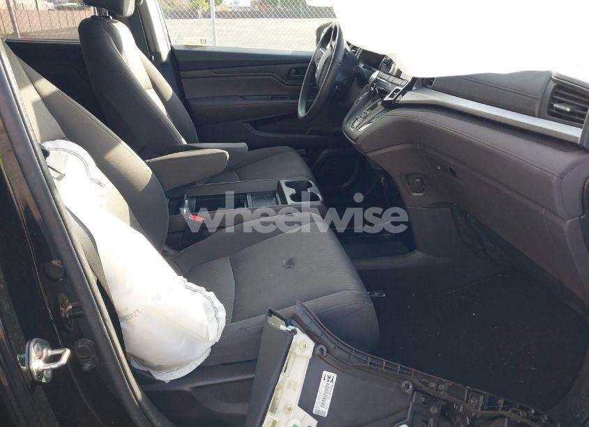 Photo 5 of 2019 Honda Odyssey EX (VIN 5FNRL6H58KB064504)
