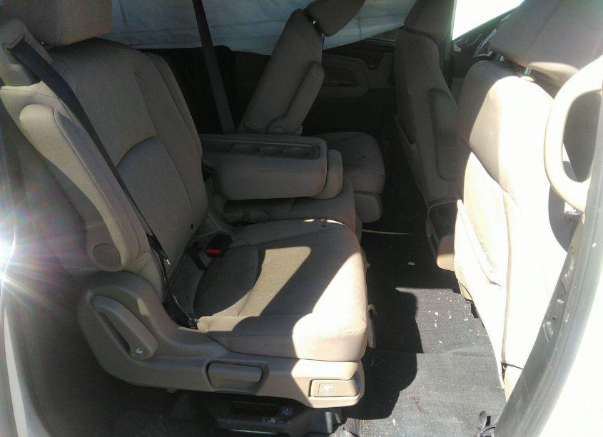 Photo 8 of 2019 Honda Odyssey EX (VIN 5FNRL6H58KB065863)