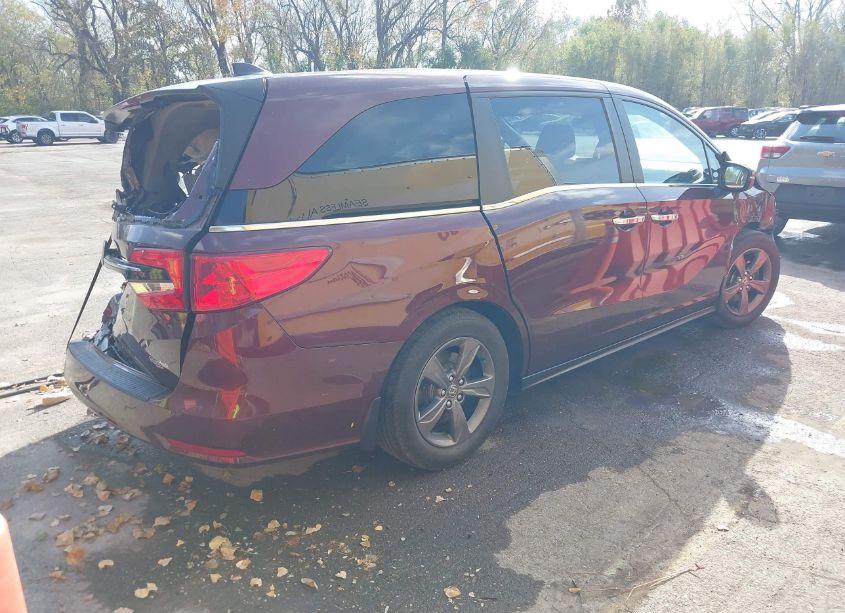 Photo 4 of 2021 Honda Odyssey EX (VIN 5FNRL6H58MB016391)