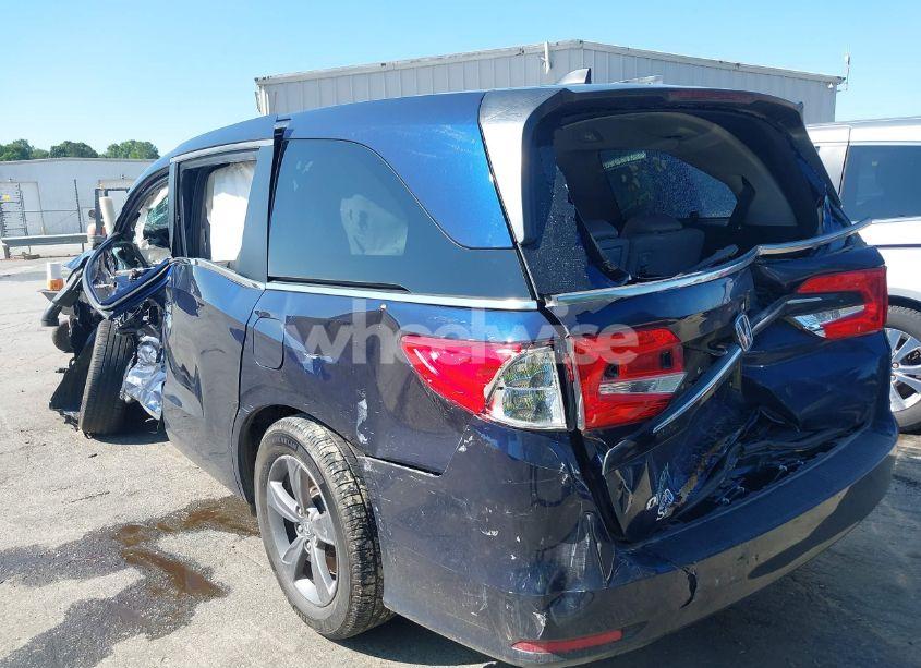 Photo 3 of 2021 Honda Odyssey EX (VIN 5FNRL6H58MB041744)