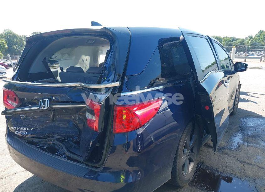 Photo 4 of 2021 Honda Odyssey EX (VIN 5FNRL6H58MB041744)