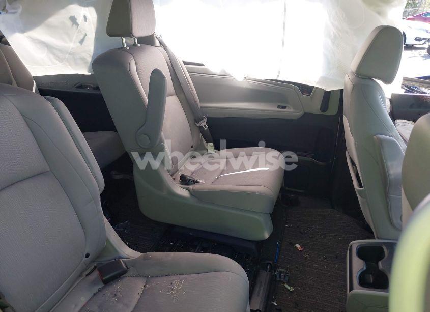 Photo 8 of 2021 Honda Odyssey EX (VIN 5FNRL6H58MB041744)