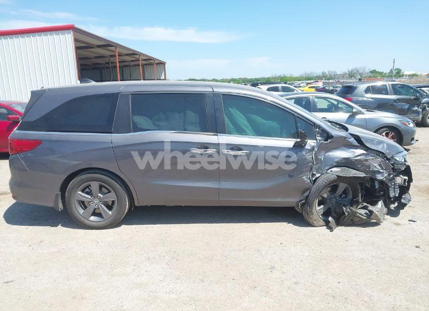Photo 13 of 2021 Honda Odyssey EX (VIN 5FNRL6H58MB043929)