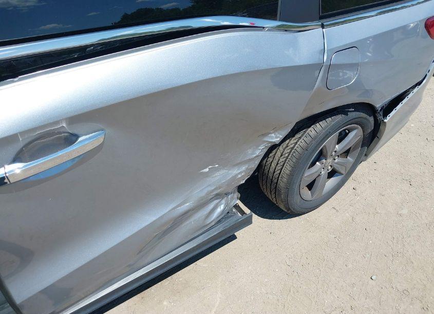 Photo 6 of 2024 Honda Odyssey EX (VIN 5FNRL6H58RB011991)